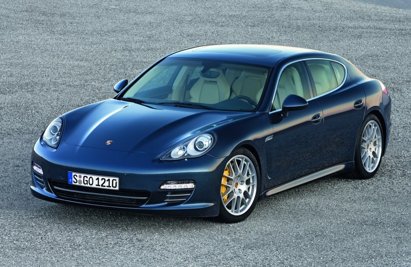 Illustration for article titled Cover Your Eyes: The Porsche Panamera Mega Gallery